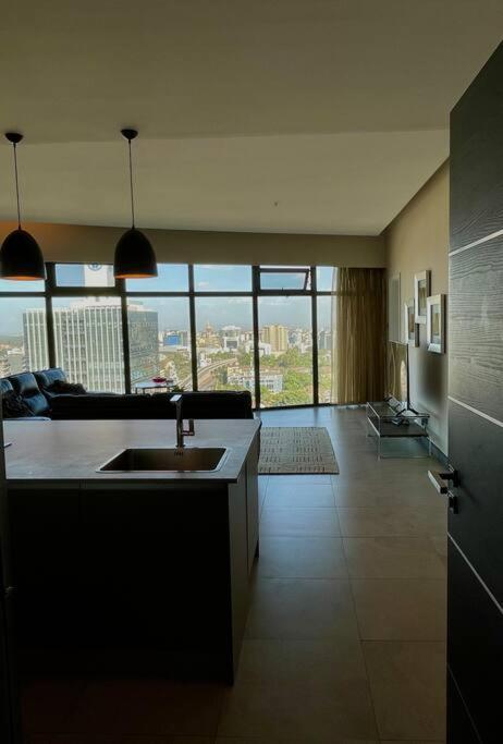 ניירובי City View Apartment Nestled In The Heart Of Nbo מראה חיצוני תמונה